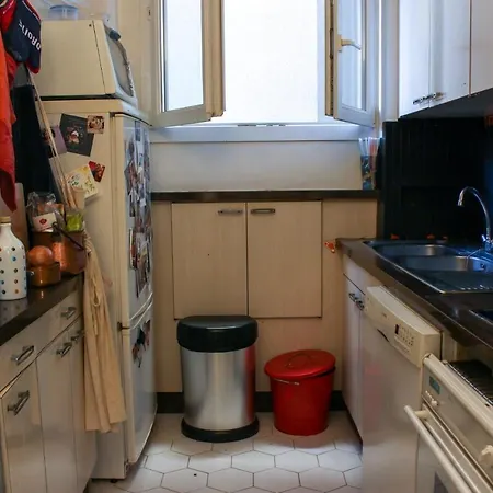 Apartment Nice Near Montmartre Paris